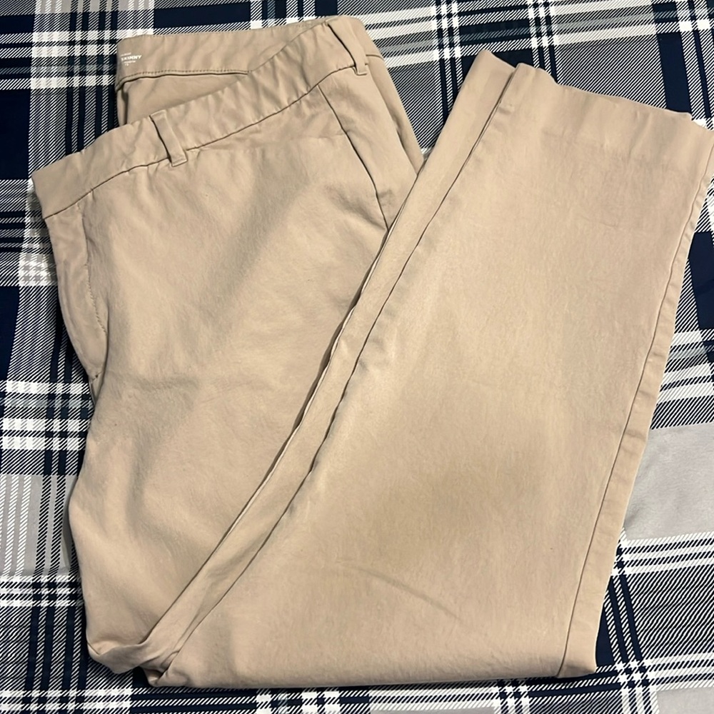 Women’s Old Navy pixie pants ankle length